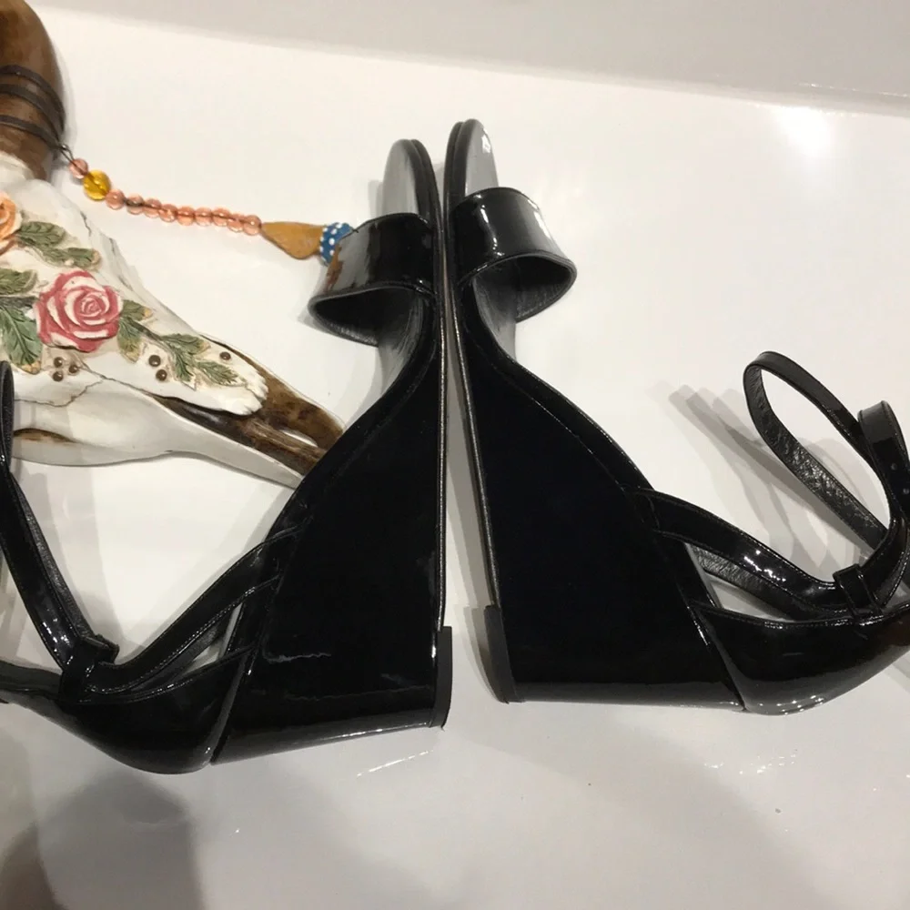 Stuart Weizmann Leather Glossy Sandals Crisscross Vintage Y2k Heels shiny 90s 8